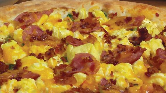 breakfast pizza with bacon in des moines iowa